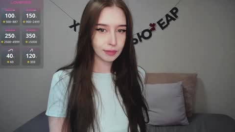 rocketsgirl online show from January 25, 8:10 am