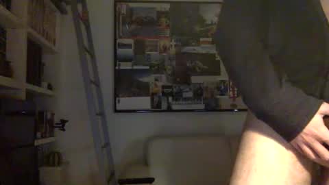 Snapshot of rocketviper chatting on May 20, 12:39 am RocketViper online show from May 20, 12:39 am