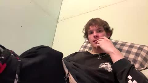 rockeylo99 online show from November 11, 11:38 pm