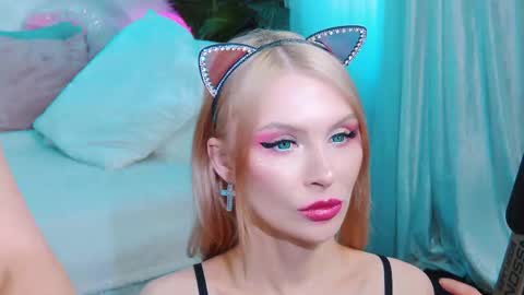 Lina and Den online show from September 27, 9:36 am