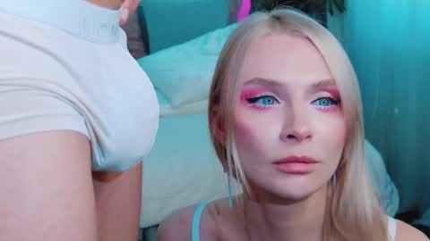 Lina and Den online show from October 18, 10:27 am