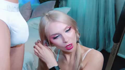 Lina and Den online show from November 10, 9:52 am