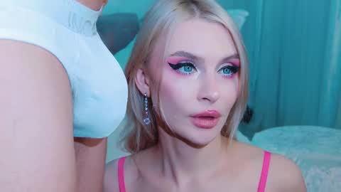 Lina and Den online show from January 17, 6:51 am