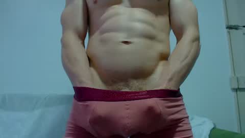 rocky muscle online show from June 19, 9:18 pm