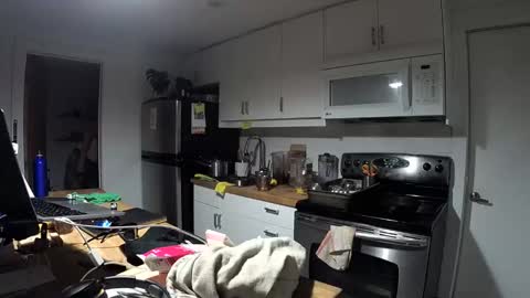 Snapshot of rockyvallarta chatting on May 21, 3:13 am rockyvallarta online show from May 21, 3:13 am
