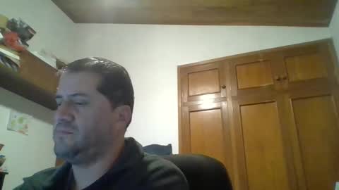 Snapshot of rodfer chatting on May 26, 9:16 am Rodfer online show from May 26, 9:16 am
