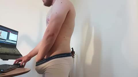 Snapshot of rodrigoengineer chatting on February 1, 6:50 pm rodrigoengineer online show from February 1, 6:50 pm