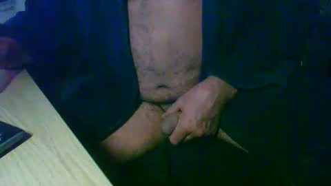 Snapshot of roger_peter chatting on February 22, 3:45 am roger_peter online show from February 22, 3:45 am