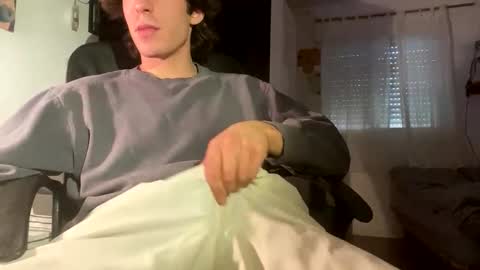 Snapshot of rokyyyyyyyy363545 chatting on February 13, 1:40 pm rokyyyyyyyy363545 online show from February 13, 1:40 pm