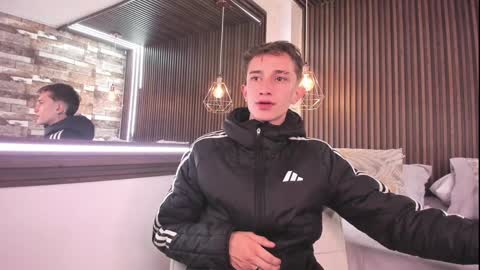 Snapshot of rolito18_ chatting on January 26, 3:59 am twink juli online show from January 26, 3:59 am