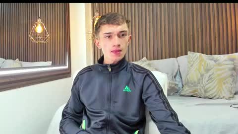 Snapshot of rolito18_ chatting on February 23, 3:29 pm twink juli online show from February 23, 3:29 pm