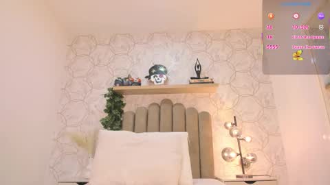 Snapshot of roma_love_ chatting on October 31, 12:17 pm online show from October 31, 12:17 pm