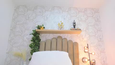 Snapshot of roma_love_ chatting on November 5, 12:16 pm online show from November 5, 12:16 pm