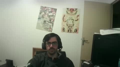 romainb72 online show from March 6, 7:21 pm