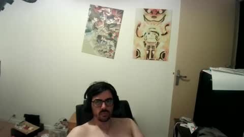 romainb72 online show from August 7, 12:01 am