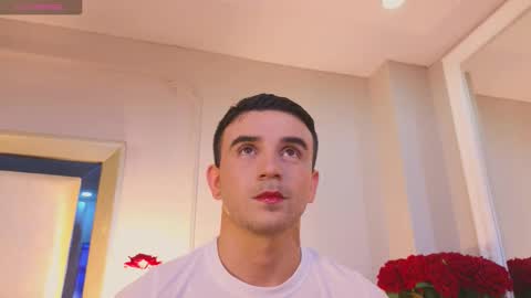   online show from November 6, 11:55 am