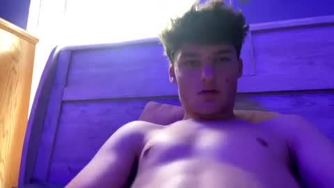 romanbutler07 online show from July 17, 3:39 pm