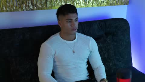 romano_kentt12 online show from April 10, 3:34 am