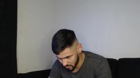 Snapshot of romanphoenix chatting on January 20, 3:04 am Roman online show from January 20, 3:04 am