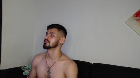 Snapshot of romanphoenix chatting on January 23, 10:43 am Roman online show from January 23, 10:43 am