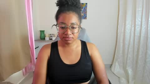 Is A Belle online show from May 13, 11:40 am