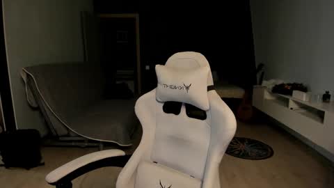 Romeo online show from February 8, 3:15 pm