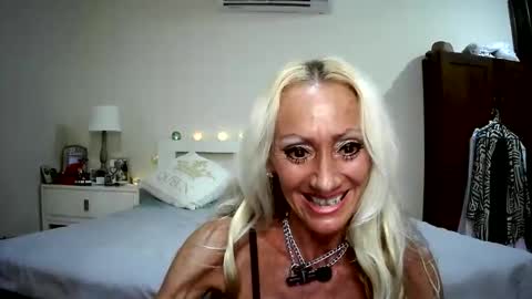 romeodiamond online show from June 13, 2:20 am