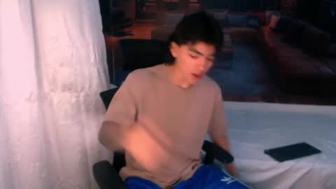 Romeo online show from December 22, 7:33 pm