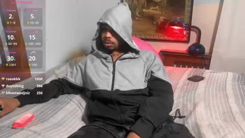 Snapshot of romeotyn chatting on February 3, 7:13 am romeotyn online show from February 3, 7:13 am