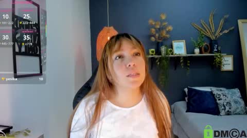 romi online show from November 12, 8:19 pm