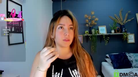 romi online show from November 13, 7:24 pm