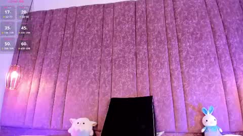 Snapshot of rominareyes chatting on July 31, 5:29 am Romina online show from July 31, 5:29 am