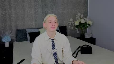 ron vilsx online show from December 3, 7:49 am