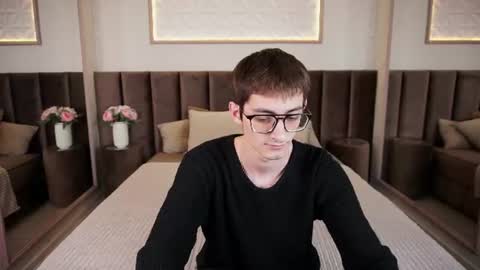 ronbevs online show from June 26, 8:13 pm