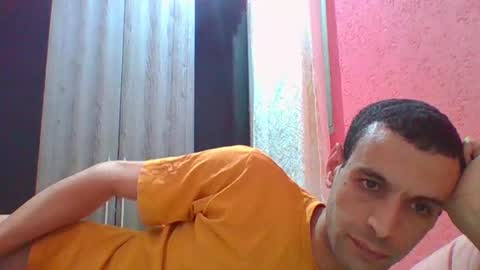 Snapshot of ronnispoto chatting on December 5, 11:07 pm ronny online show from December 5, 11:07 pm