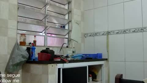 Snapshot of ronnispoto chatting on January 4, 5:47 pm ronny online show from January 4, 5:47 pm