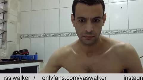 Snapshot of ronnispoto chatting on March 4, 4:20 pm ronny online show from March 4, 4:20 pm