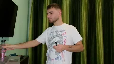 Ronny online show from December 17, 10:16 pm