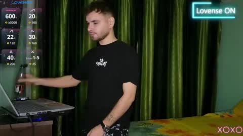 Ronny online show from December 19, 10:06 pm