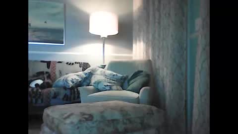 ronvlv online show from October 5, 1:59 am