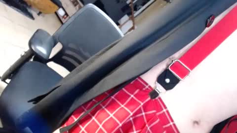 herreraisa offical online show from February 16, 9:59 am