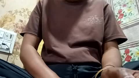 roop_sexy642 online show from June 16, 4:04 am