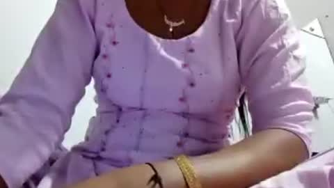 roop_sexy642 online show from July 16, 3:56 am