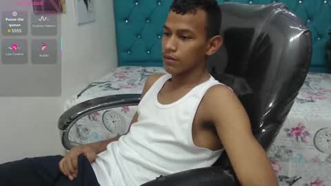 Snapshot of rory_castro chatting on September 14, 10:42 pm RORY CASTRO online show from September 14, 10:42 pm