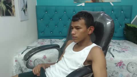Snapshot of rory_castro chatting on September 29, 11:31 pm RORY CASTRO online show from September 29, 11:31 pm
