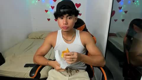 rory_peters_ online show from February 26, 12:26 pm