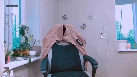 rosa843850 online show from April 12, 4:34 pm