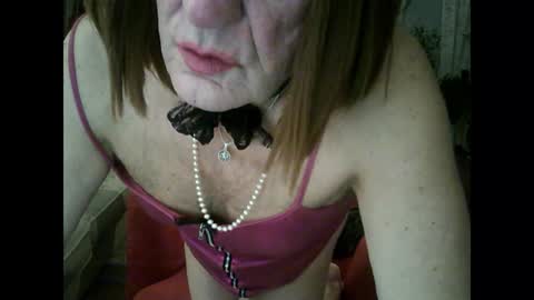 Snapshot of rosa_teevee chatting on January 10, 11:08 pm Tina online show from January 10, 11:08 pm