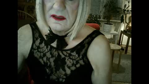 Snapshot of rosa_teevee chatting on January 27, 9:00 pm Tina online show from January 27, 9:00 pm