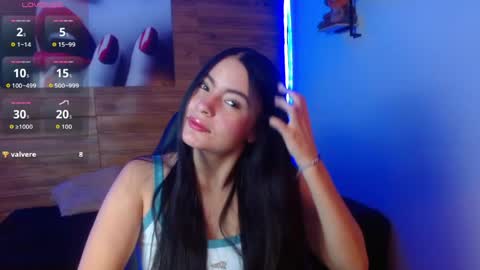 Snapshot of rosaliea chatting on May 23, 5:34 am R O S A L I A online show from May 23, 5:34 am